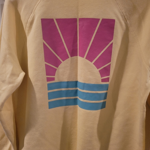 Old Navy Long Sleeve Graphic Sweater - Picture 4 of 4